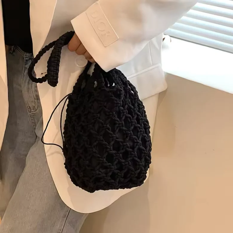 lightweight straw purse